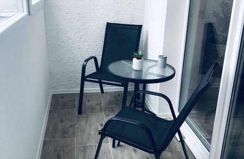 Nove Mesto Apartamento | Completamente renovado en 2019, la mejor ubicación para eventos deportivos y musicales en la ciudad