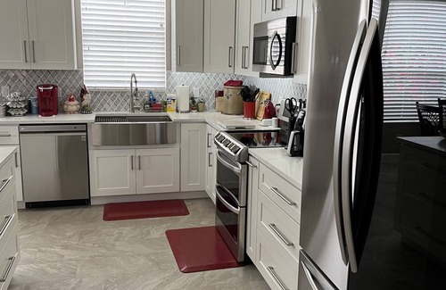 Vista East Casa | Fully renovated, on a lake, and close to Orlando Attractions
