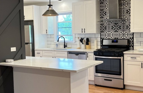 Mundelein Casa | Fully Updated home. Great for the entire family!