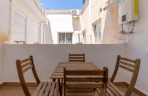 El Ejido Apartamento | FUN BUILDING APARTMENTS by HOMEABOUT