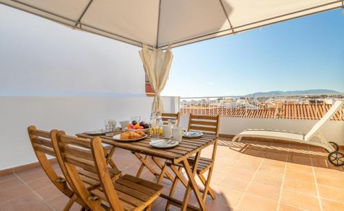 El Ejido Apartamento | FUN BUILDING DUPLEXES by HOMEABOUT