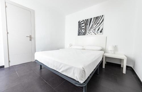 El Ejido Apartamento | FUN BUILDING FLATS by HOMEABOUT