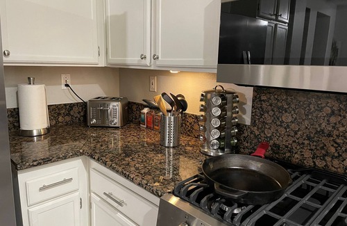 Miramar Ranch North Casa | Fun & Cozy home w/Game Room - 20 mins from airport