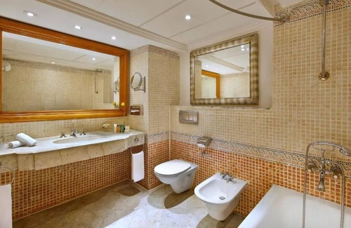 Sharm El Sheikh Complejo | Fun for the Whole Family l 4 Pool-view Rooms, Kids Club, Spa & Dining Options
