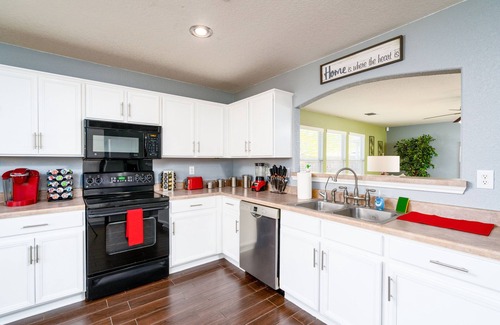 Heritage Casa | Fun & Games Near Sea World, Six Flags, Lackland, and Downtown