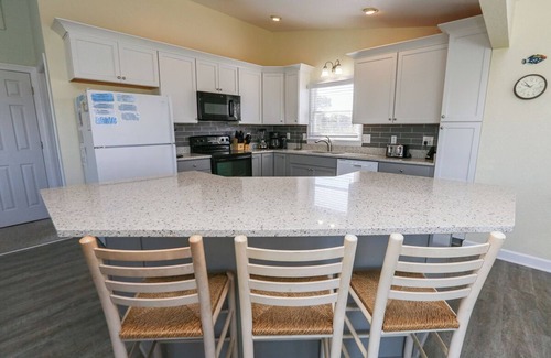 Carolina Dunes Casa | Fun is just around the corner with this wonderful OBX home!