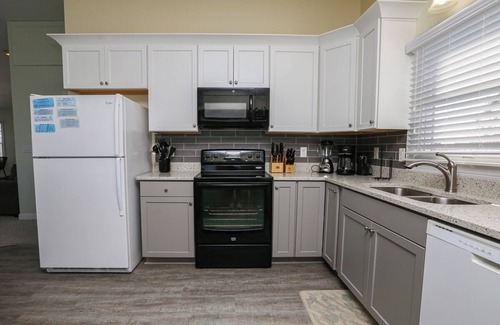 Carolina Dunes Casa | Fun is just around the corner with this wonderful OBX home!