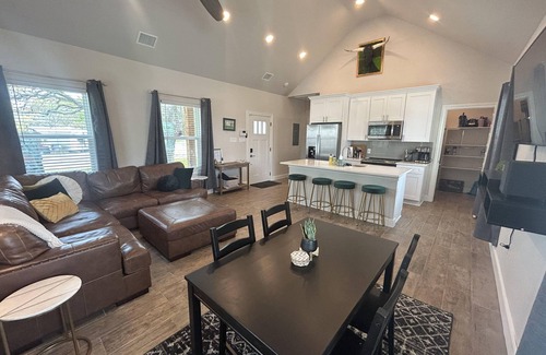 Canyon Lake Casa | Fun New Lake House!
