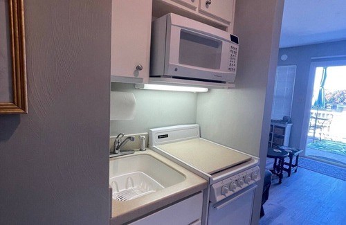 North Shore Condominio | DISCOUNT RATE- - End of Summer AUG 11-15 WATERFRONT & SUNSETS