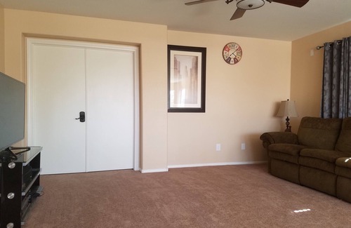 Rhodes Ranch Casa | Fun spacious great entertain house at southwest