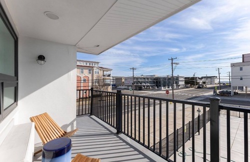 North Wildwood Condominio | Fun Times & Tan Lines North wildwood condo!