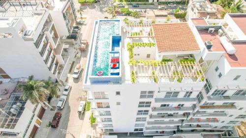 Puerto Vallarta Apartamento | Funky Condo with Pool, Mountain View, Culinary area