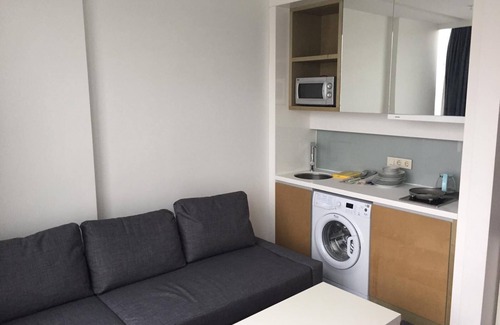 Maltepe Apartamento | Furkan Flat 1 + 1 con piscina, gimnasio, cocina, WiFi gratis
