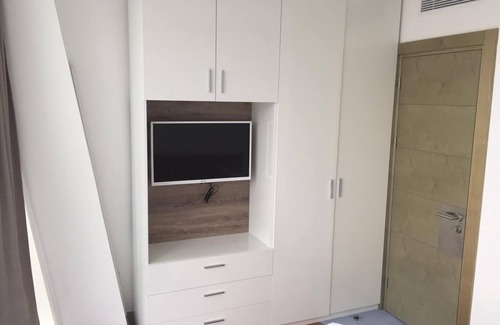 Maltepe Apartamento | Furkan Flat 1 + 1 con piscina, gimnasio, cocina, WiFi gratis