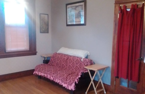 Exton Casa | FURNISHED (1 ) BEDROOM ENTIRE 1st FL. of CLASSIC HOME