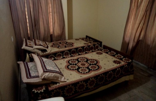Kottayam Casa | Casa amueblada de 3 dormitorios con aire acondicionado en Puthupally, Kottayam