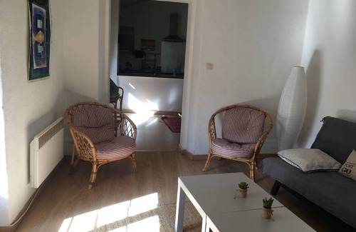 Saint-Jean Apartamento | Furnished, air-conditioned apartment in a pedestrian street in the heart of the city.