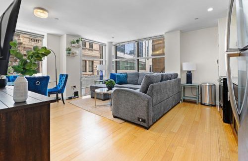 Theatre District Apartamento | Furnished Apartment in Downtown
