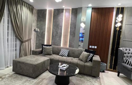 Loralai District Apartamento | Furnished Apartments in Penta Square Mall DHA Phase 5 Lahore
