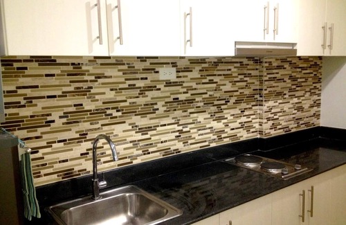 Barangay 76 Condominio | Condominio amueblado en el mar Residences Across Mall of Asia con cable y Wi-Fi