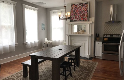 Eastside Apartamento | Furnished Executive Rental in Victorian District!