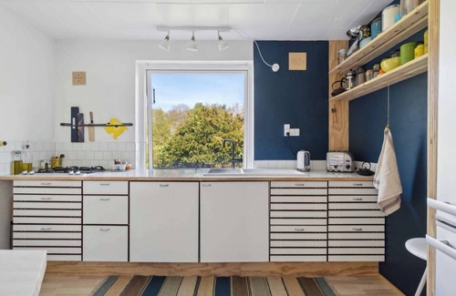 Hundested Villa | Cozy, creative, quiet holiday home by sea, fjord and light