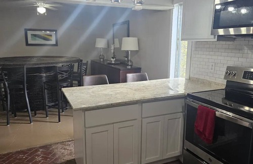 Vicksburg Casa | Furnished Home Sleeps 10