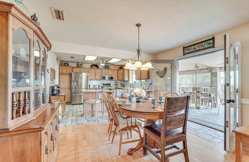 Lake Havasu City Cabaña | Furnished Patio, Grill & Views: Lake Havasu Home