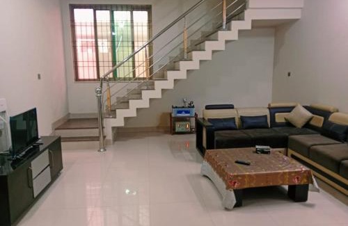 Faisalabad Casa | Furnished room for vacation