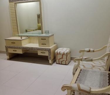 Faisalabad Casa | Furnished room for vacation