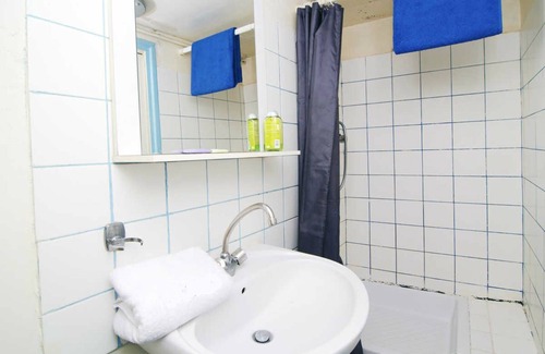 Quartier Saint-Ambroise Apartamento | Furnished Studio Between Marais & Oberkampf
