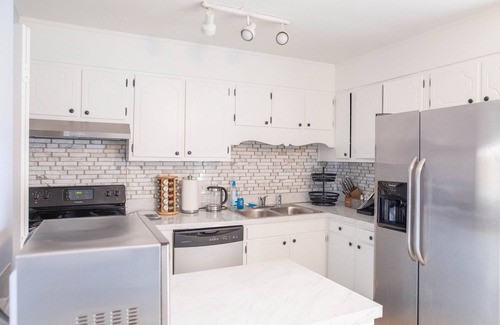 High Point Casa | Furnished Townhome close to HPU / Furniture Mkt