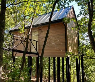 Belgrade Otro | Furo Treehouse