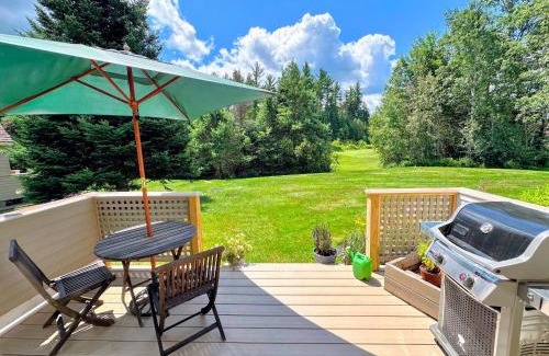 Bretton Woods Casa | FV3 F3 Well appointed Townhome a short walk to the Mount Washington Hotel