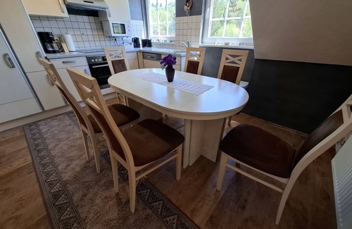 Mandelholz Apartamento | FW Warme Bode with 2 bedrooms - Ferienwohnungen Königshof