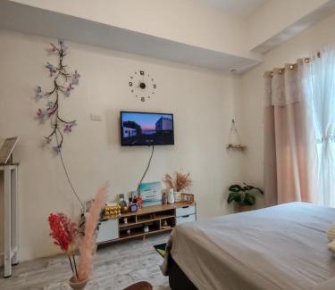 Minglanilla Apartamento | Fyangz Mini Karaoke Condo Staycation