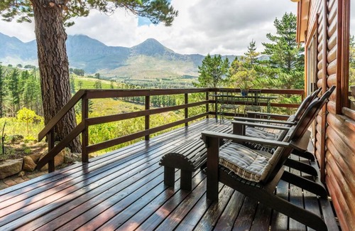 Helderberg Rural Casa | Fynbos Log Cabin, Game Reserve and Wildlife Estate