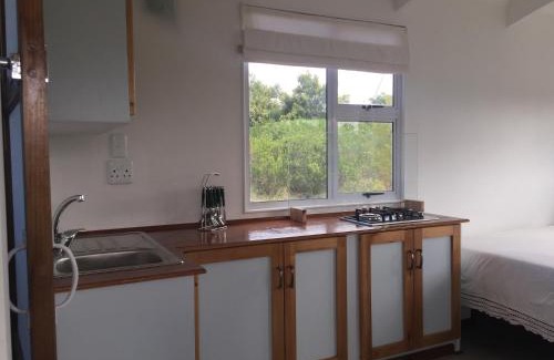 Plettenberg Bay Otro | Fynbos Tiny Home - Off Grid, Surrounded by Nature