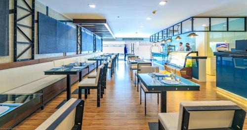 Bacoor City Hotel | Fynn Boutique Hotel