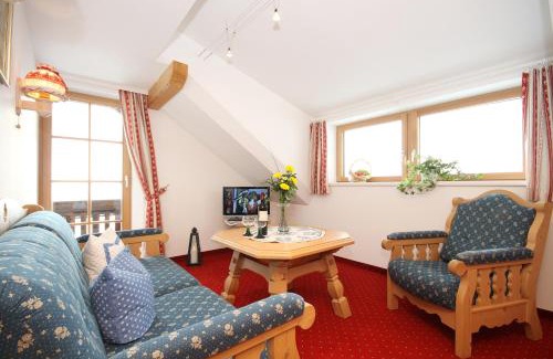 Hirschegg Apartamento | Gästehaus am Berg
