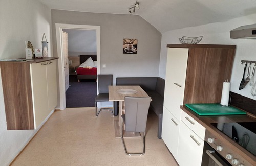 Burgschwalbach Casa | Gästehaus "auszeit" Burgschwalbach Ferienwohnung Burgblick 2