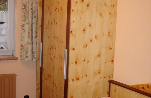 Unterlangkampfen Apartamento | Gästehaus Christine