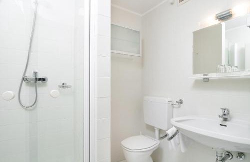 Velden am Worther See Hotel | Gästehaus Fertschey