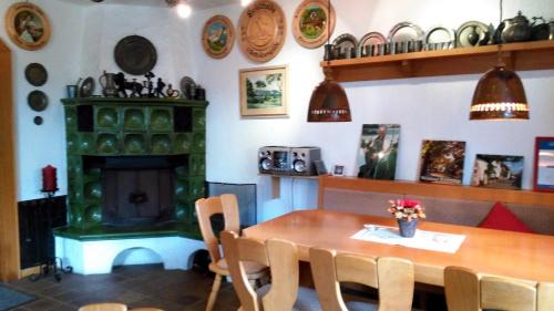 Rhodt unter Rietburg Apartamento | Gästehaus im Malerwinkel-Rhodt