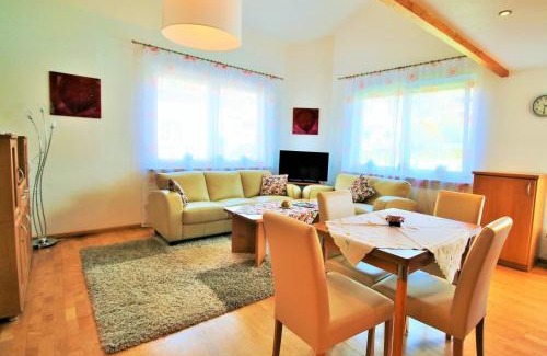 Rachtig Apartamento | Gästehaus Kön