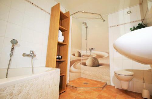 Rachtig Apartamento | Gästehaus Kön