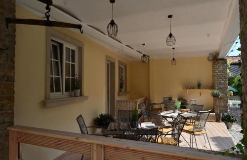 Weisenheim am Sand Casa | Gästehaus & Weingut GEHRIG
