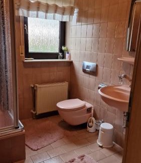 Buechenbeuren Apartamento | Gästezimmer "Your temporary Home"