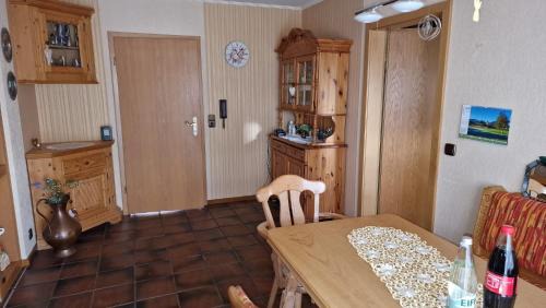 Buechenbeuren Apartamento | Gästezimmer "Your temporary Home"