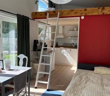 Alvsjo Casa | Gästhus nära city och Älvsjömässan